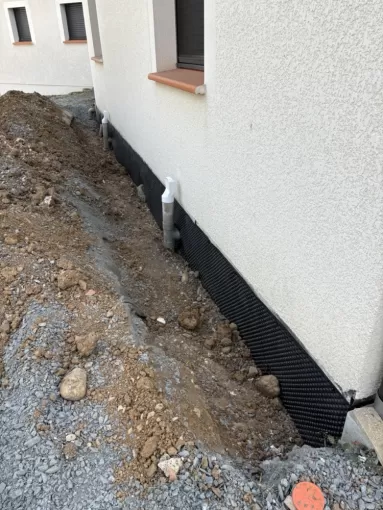 Infiltration d’eau dans un sous-sol à Puygouzon, Albi, Martins Terrassement