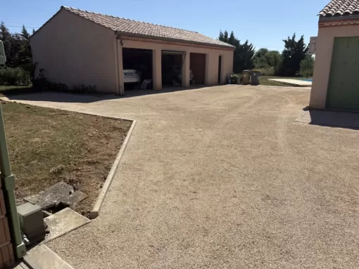 Réalisation d’un parking privé en Bi-couche ocre à Terssac, Albi, Martins Terrassement