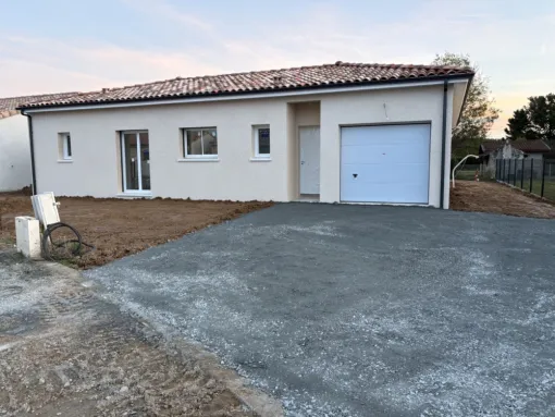 Réseaux, VRD, remise en place des terres et création d’un parking à Gaillac, Albi, Martins Terrassement