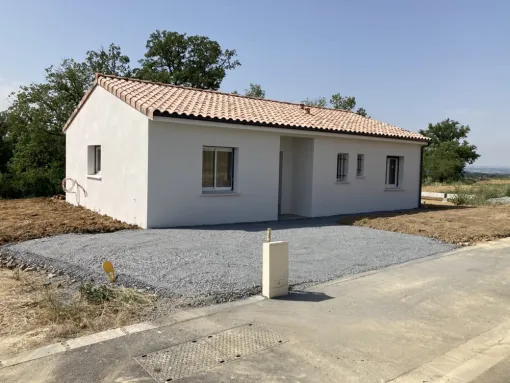 Aménagement extérieur, embellissement de jardin et création de parking à Tanus, Albi, Martins Terrassement