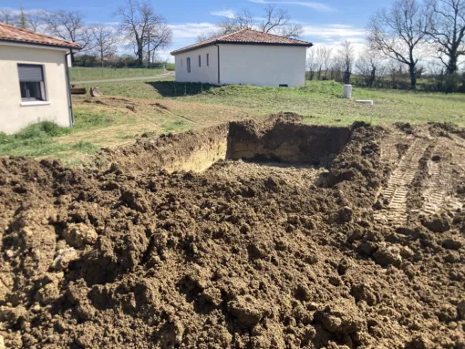 Terrassement de piscine à Albi : une préparation millimétrée pour une installation durable, Albi, Martins Terrassement