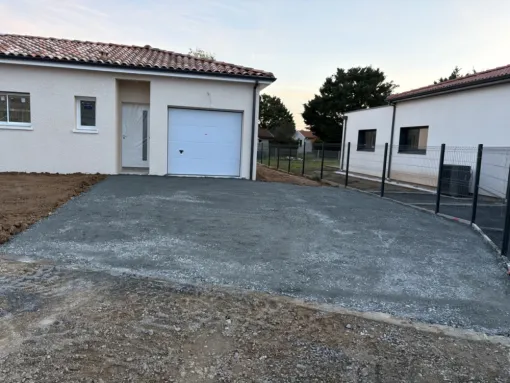 Création d’un parking privé à L’Isle-sur-Tarn, Albi, Martins Terrassement